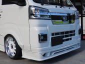 純正バンパーの下に装着