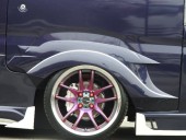 カスタムフェンダー