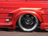 カスタムフェンダー