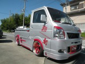 フロントバンパー   ダクトサイド1連左右　アルミラス￥3,300(通常アミは、メッシュ/掲載画像はアルミラス）