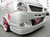 フロントバンパー(通常アミはメッシュ/掲載画像はアルミラス）